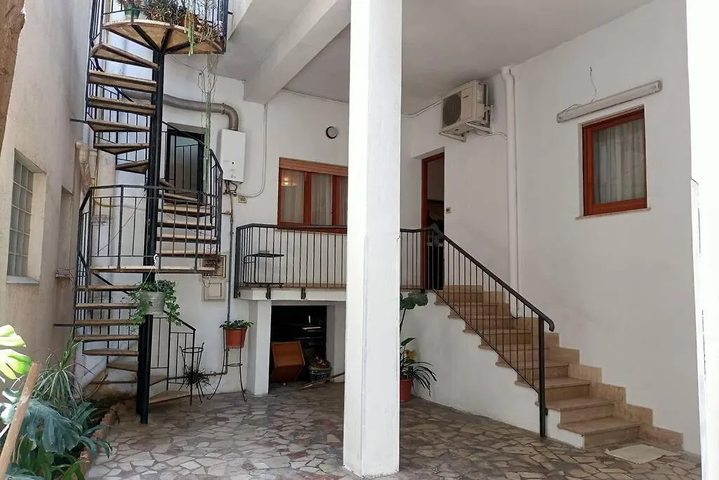 Patio And Appartament location